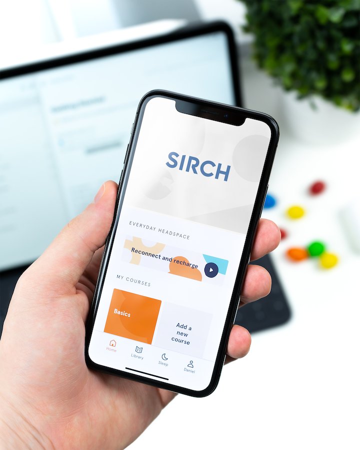 Sirch-app på en smartphone